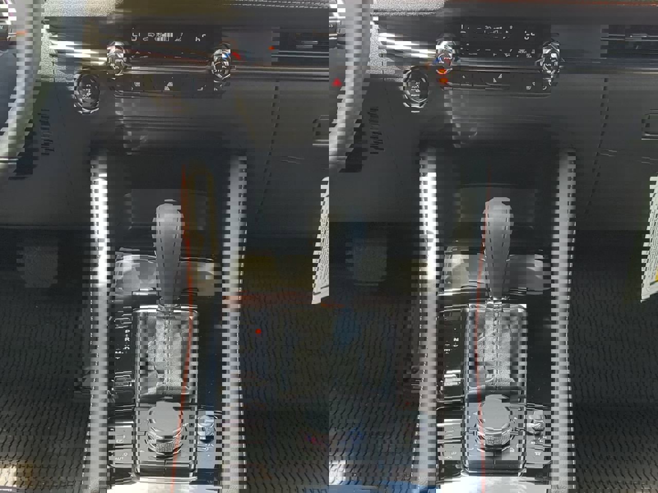 New 2025 MAZDA MAZDA3 Carbon image 17