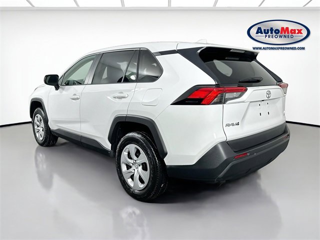 Used 2025 Toyota RAV4 LE image 5
