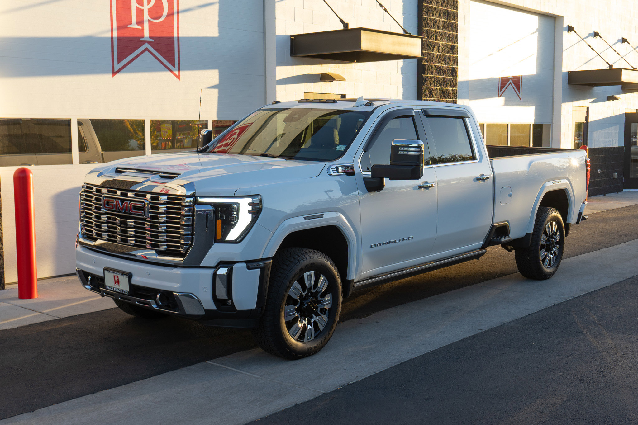 Used 2024 GMC Sierra 3500 Denali w/ Denali Reserve Package image 51