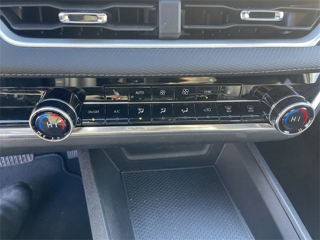 New 2026 Chevrolet Equinox LT w/ Convenience Package II image 19