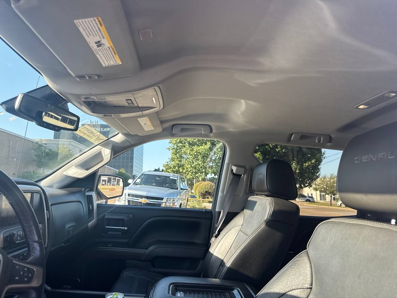 Used 2017 GMC Sierra 1500 Denali AWD/4WD image 9