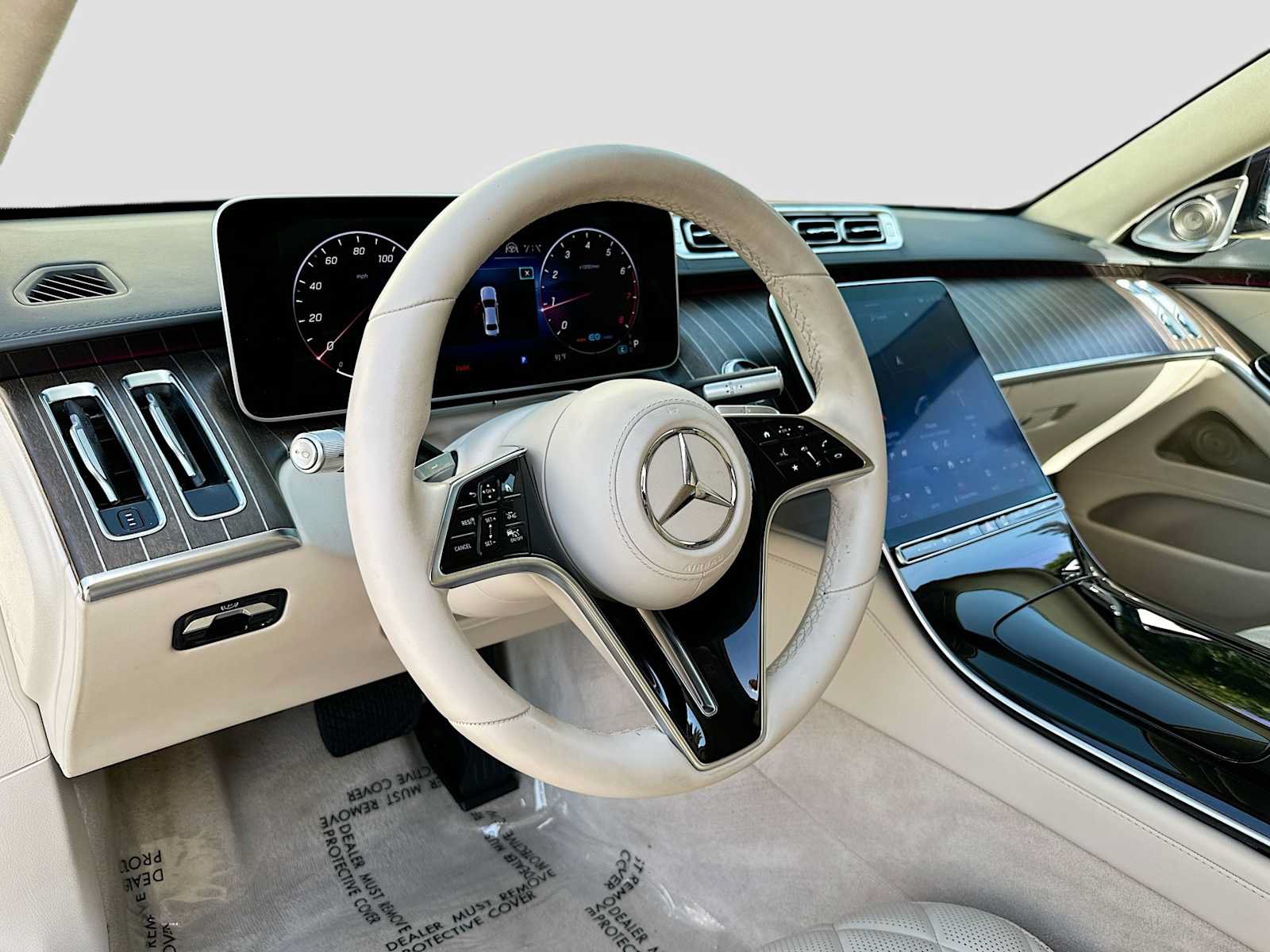 Certified 2022 Mercedes-Benz S 580 4MATIC Sedan w/ Rear Seat Package image 9