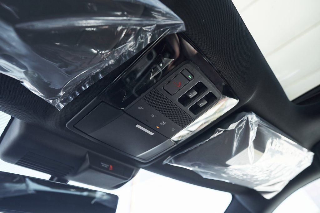 Used 2025 Mitsubishi Outlander SEL FWD image 54