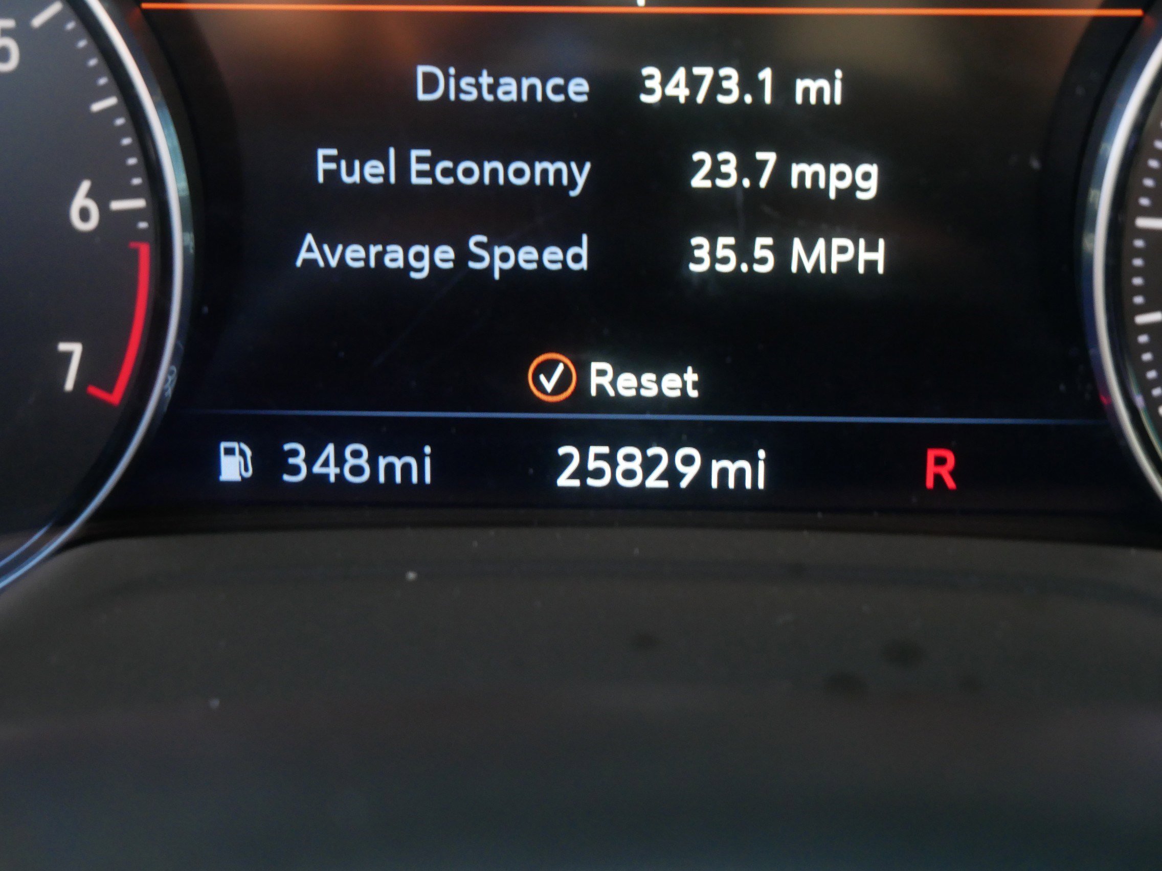 Used 2022 Buick Envision Essence w/ Technology Package I AWD/4WD image 36