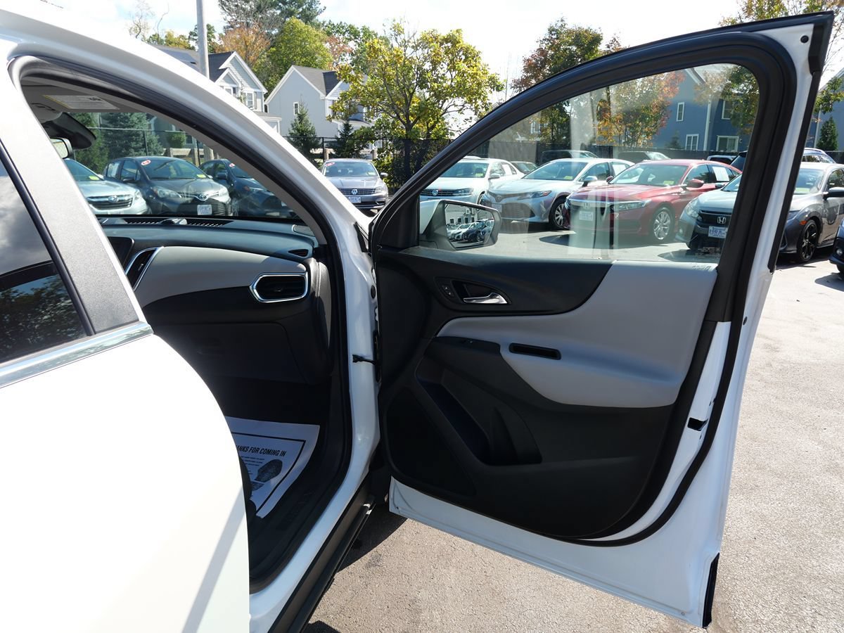 Used 2021 Chevrolet Equinox LT AWD/4WD image 23