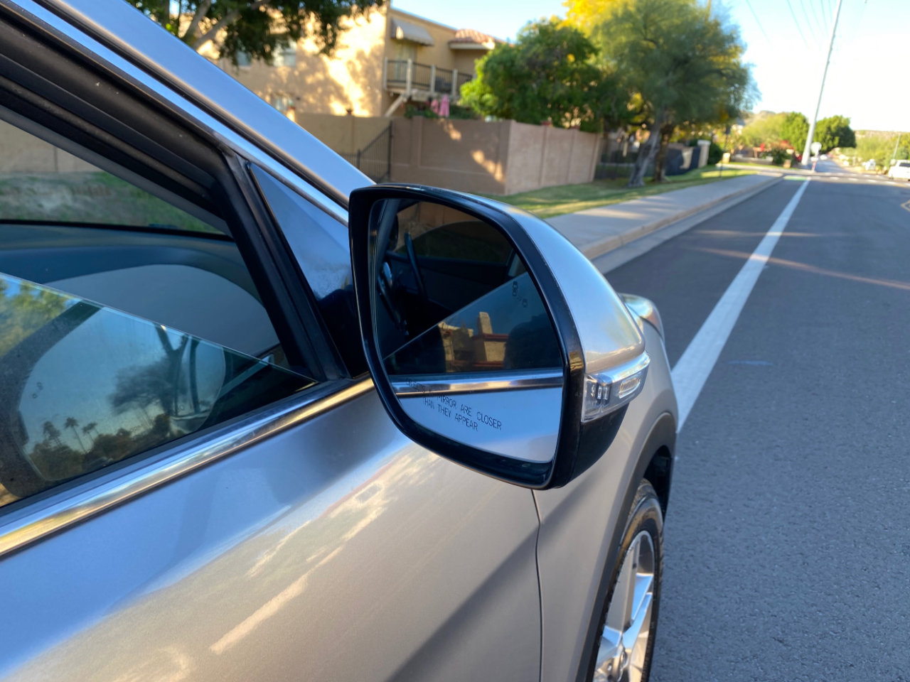 Used 2017 Hyundai Santa Fe SE Ultimate 3.3L Auto w/ SE Ultimate Tech Package 03 image 13