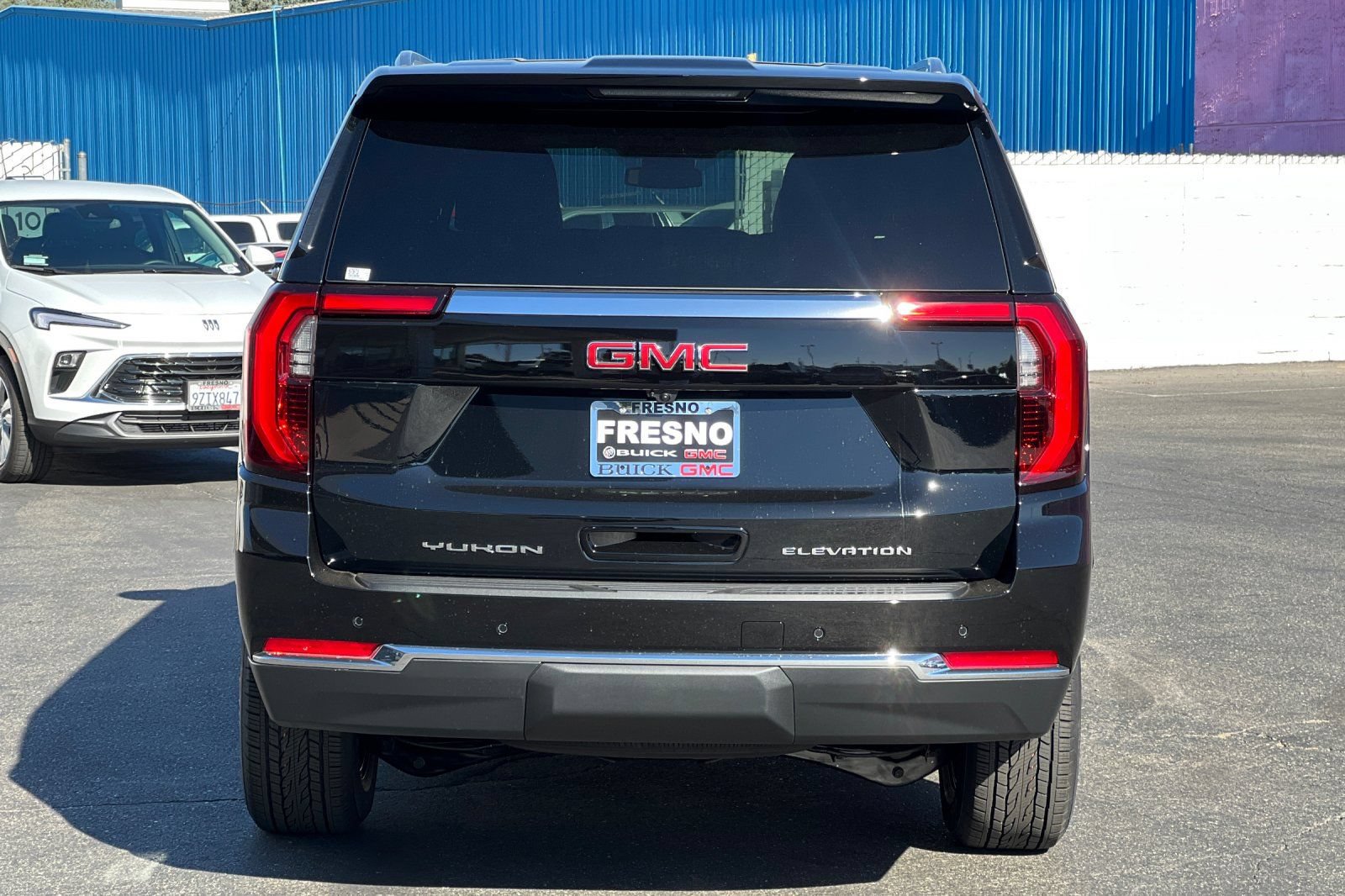 New 2026 GMC Yukon XL Elevation AWD/4WD image 6