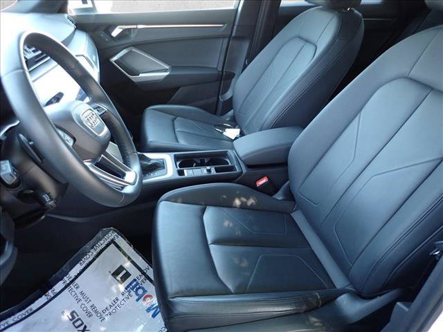 Used 2025 Audi Q3 2.0T Premium AWD/4WD image 12