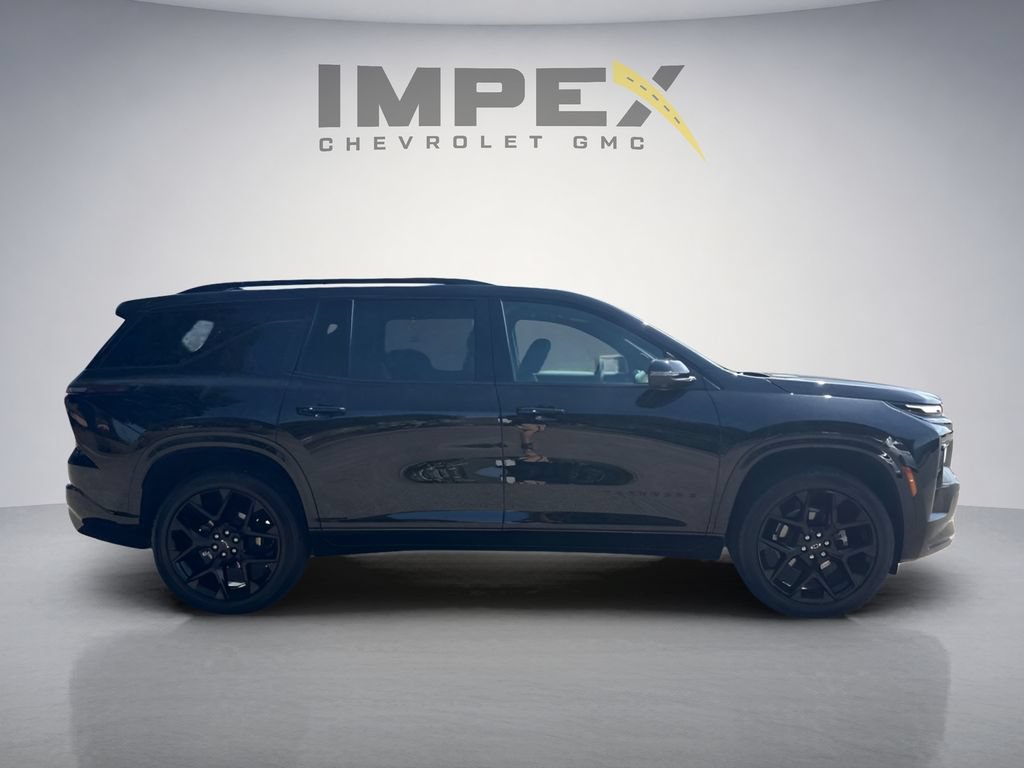 Used 2024 Chevrolet Traverse RS w/ LPO, Floor Liner Package AWD/4WD image 6
