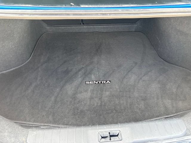 Used 2025 Nissan Sentra SV FWD image 25