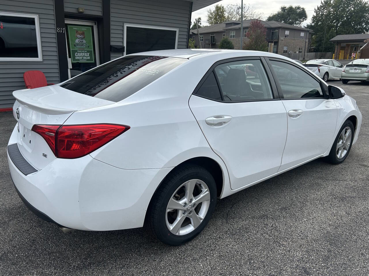 Used 2017 Toyota Corolla SE image 6