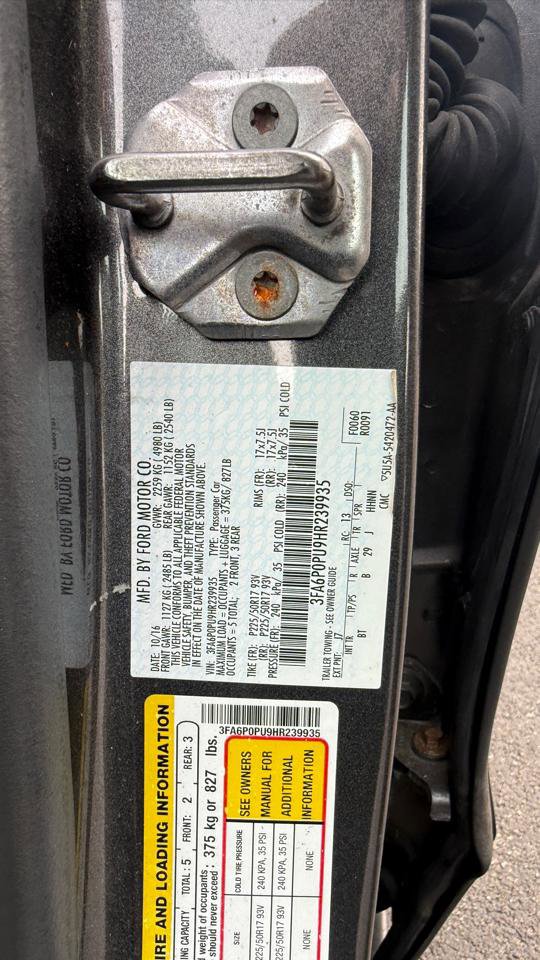 Used 2017 Ford Fusion Energi SE image 22