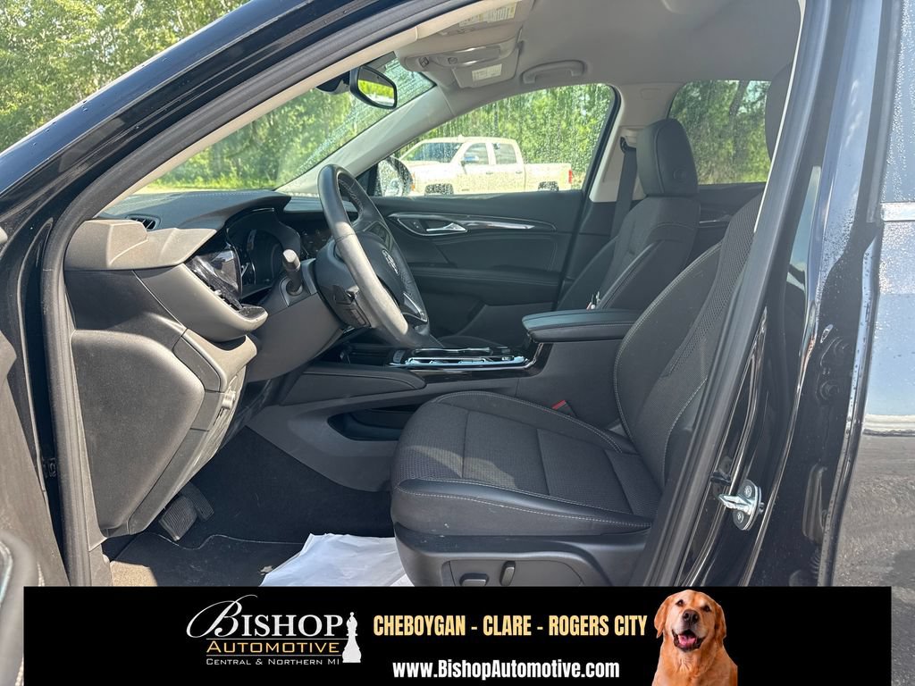 Used 2023 Buick Envision Preferred AWD/4WD image 6