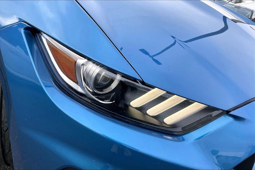 Used 2020 Ford Mustang Shelby GT350 w/ Technology Package image 31