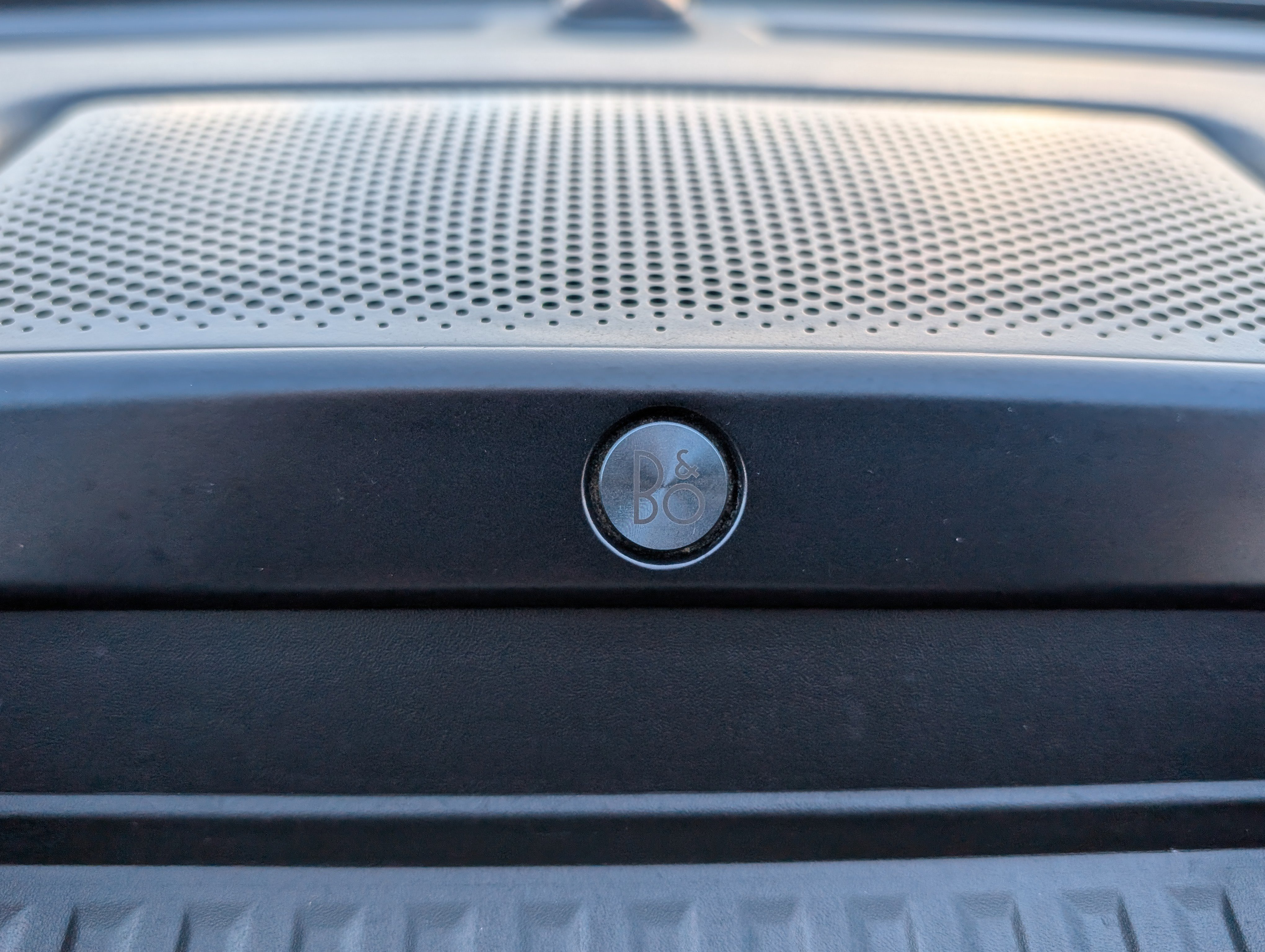 Used 2022 Ford F250 Lariat w/ Black Appearance Package image 32