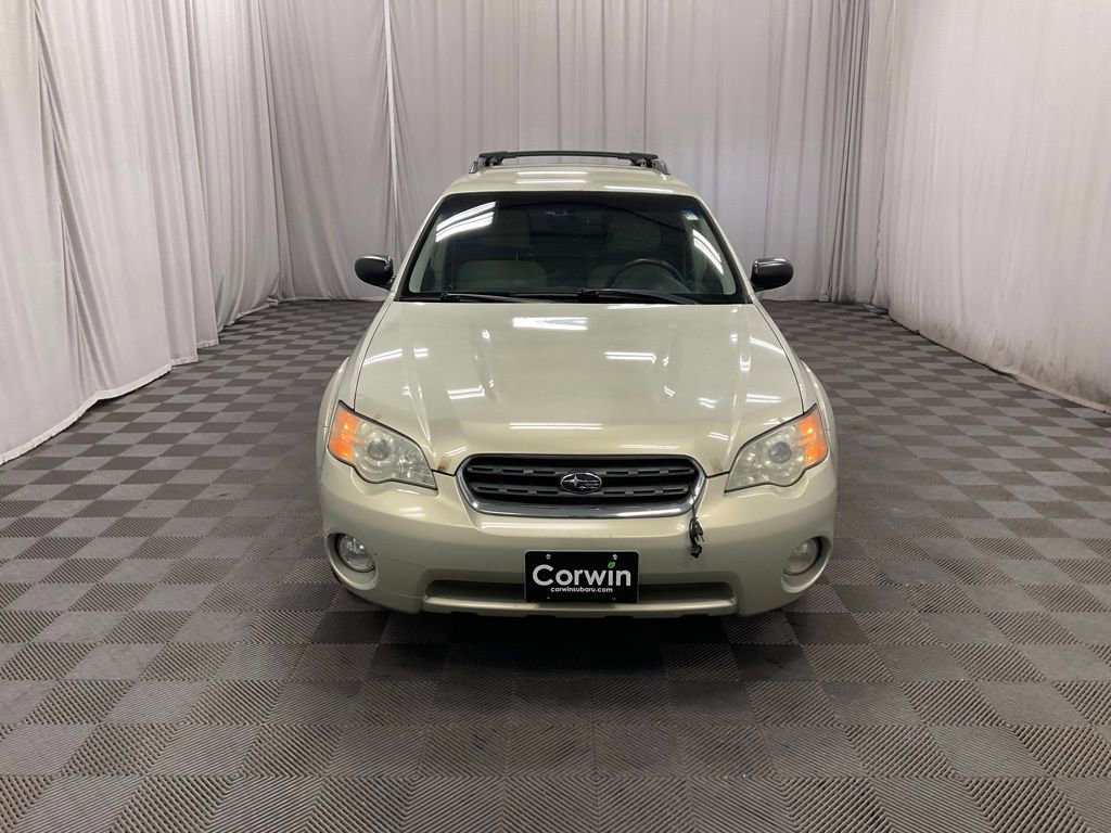 Used 2007 Subaru Outback 2.5i image 8