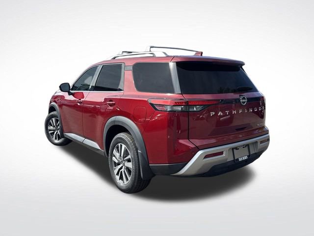 Used 2024 Nissan Pathfinder SL image 3