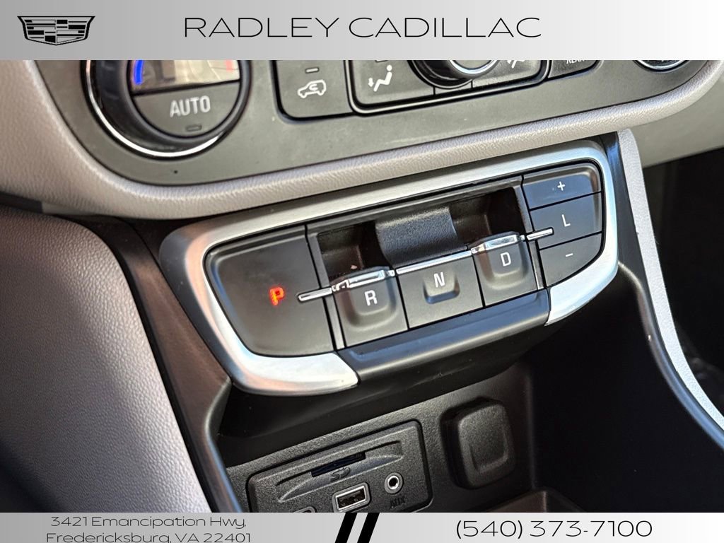 Used 2022 GMC Terrain SLT image 11