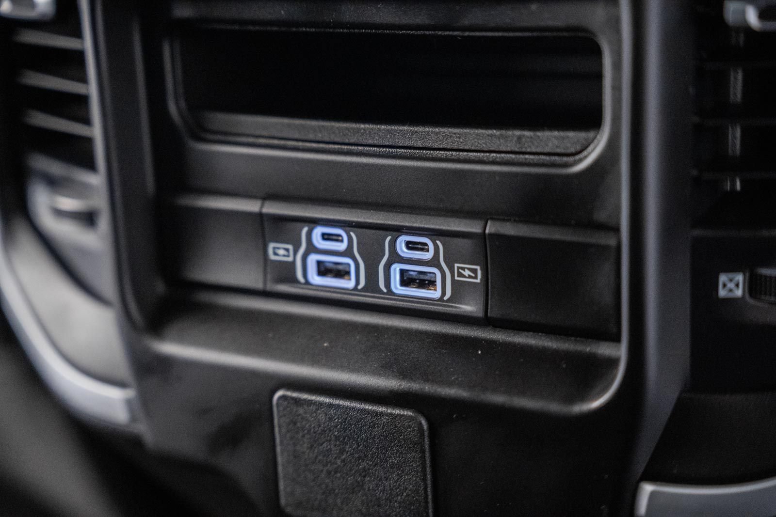 Used 2023 RAM 1500 Big Horn AWD/4WD image 32