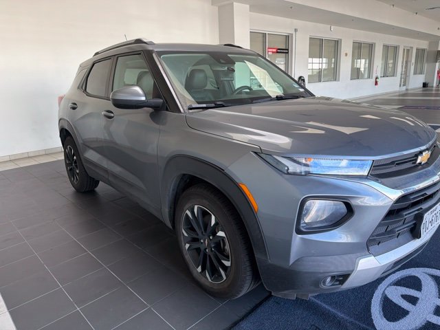 Used 2021 Chevrolet TrailBlazer LT w/ Premium Seating Package FWD image 5