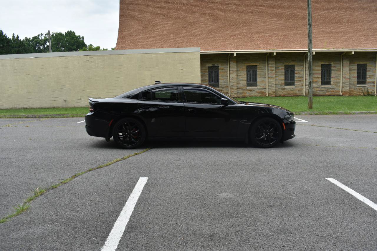 Used 2018 Dodge Charger R/T w/ Premium Group RWD image 8