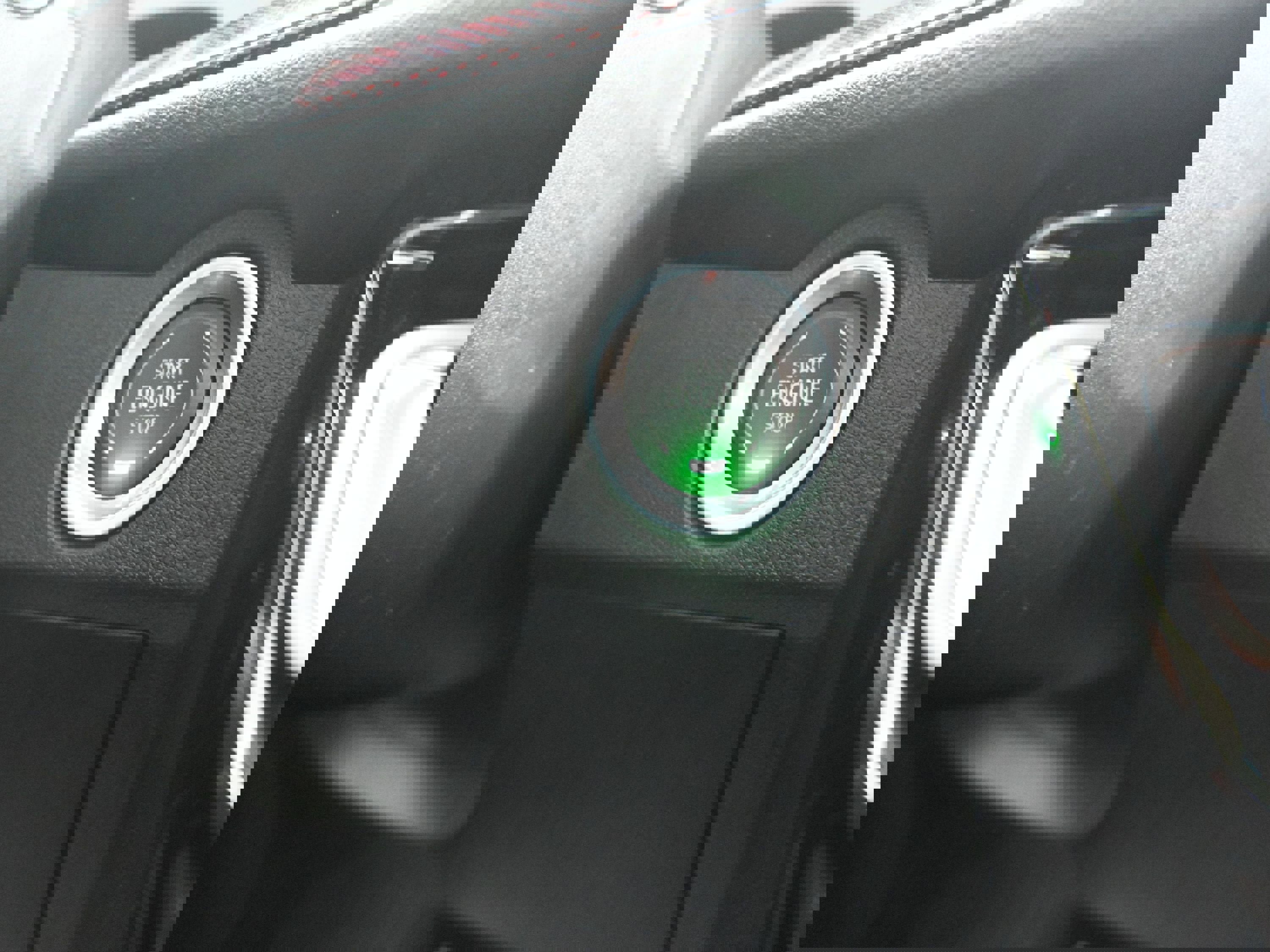 Certified 2024 Chevrolet Traverse RS w/ LPO, Floor Liner Package image 18