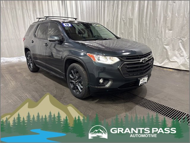 Used 2019 Chevrolet Traverse RS w/ LPO, 'HIT The Road' Package image 1
