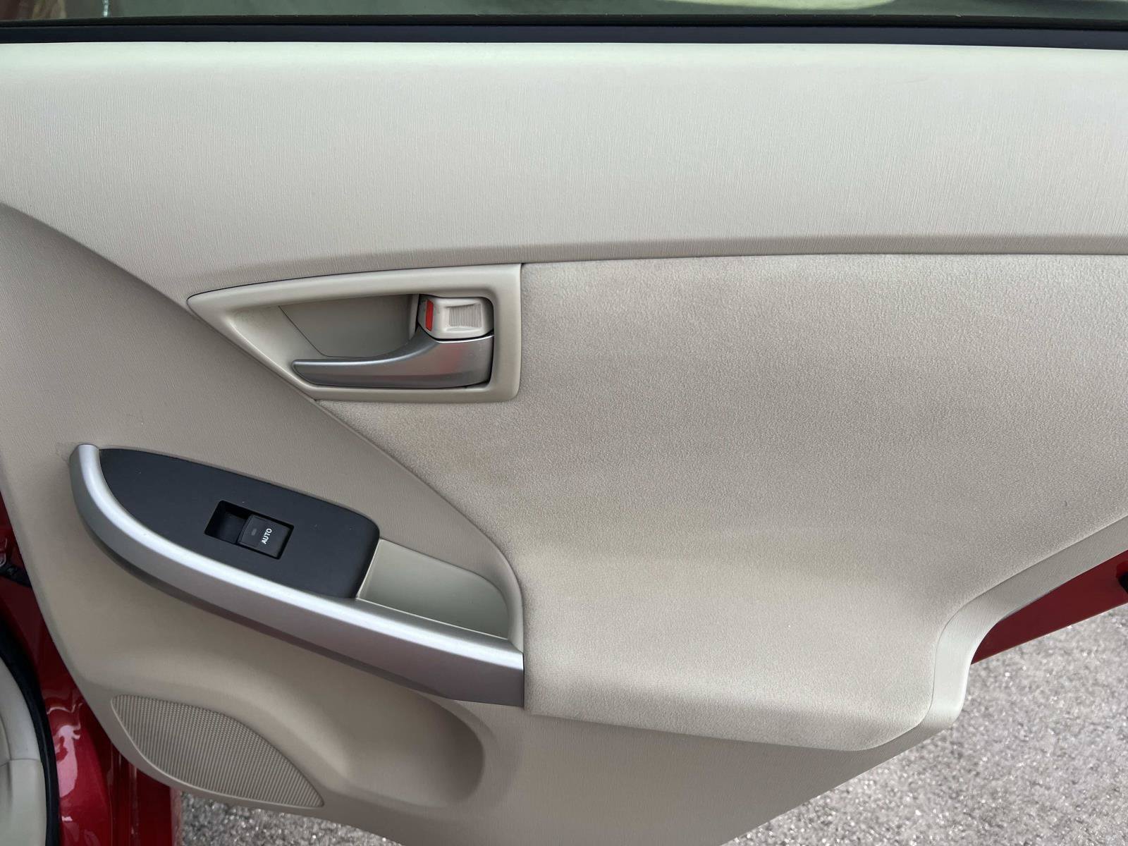 Used 2012 Toyota Prius Three FWD image 16