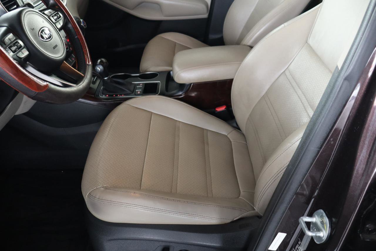Used 2016 Kia Sorento EX image 13
