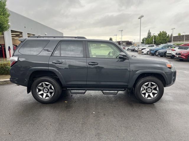 Used 2024 Toyota 4Runner TRD Off-Road Premium w/ Moonroof Package AWD/4WD image 4