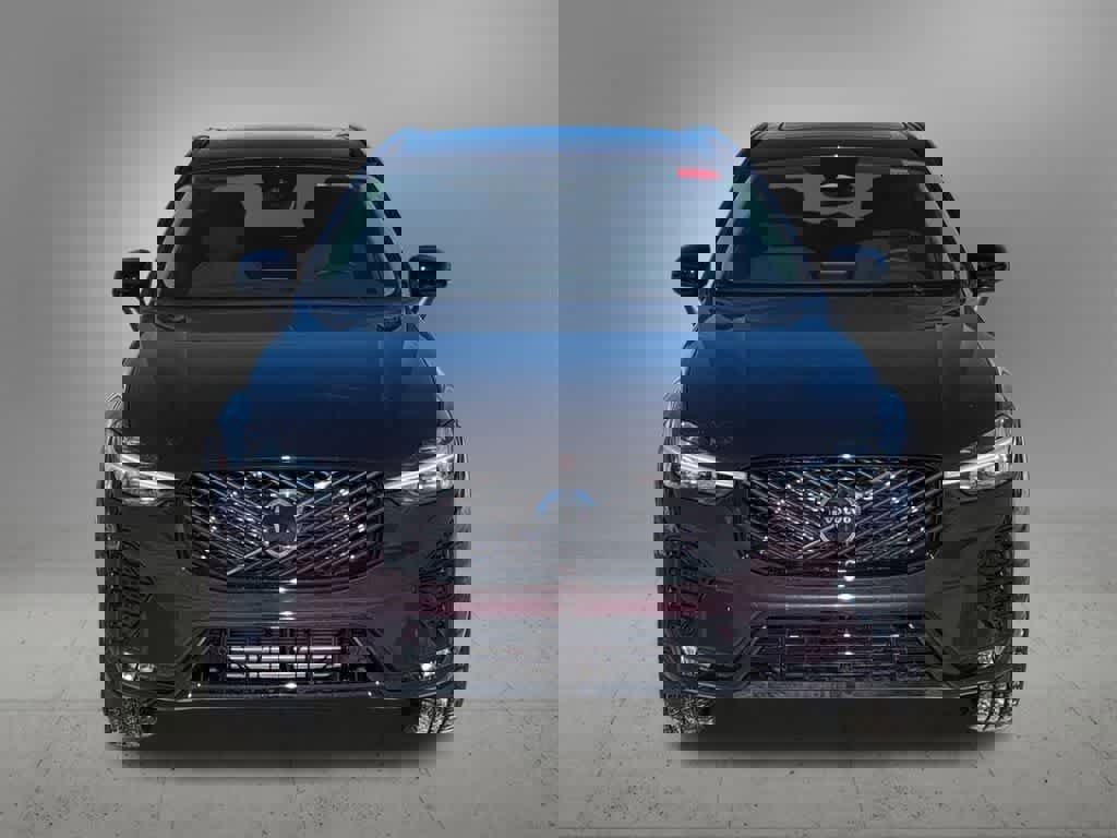 New 2026 Volvo XC60 B5 Plus w/ Protection Package Premier image 9