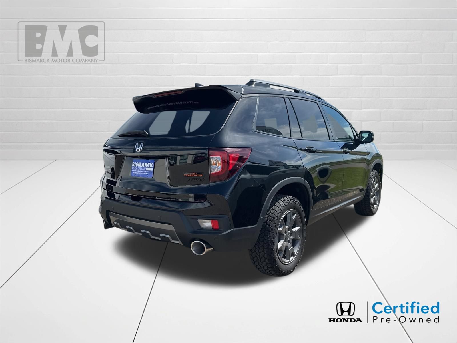 Used 2024 Honda Passport TrailSport image 3
