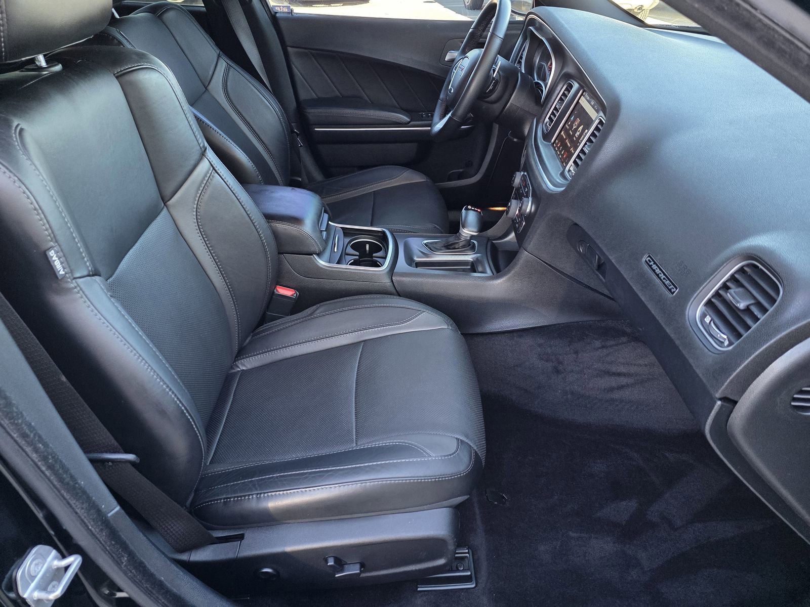 Used 2018 Dodge Charger R/T w/ Plus Group image 13