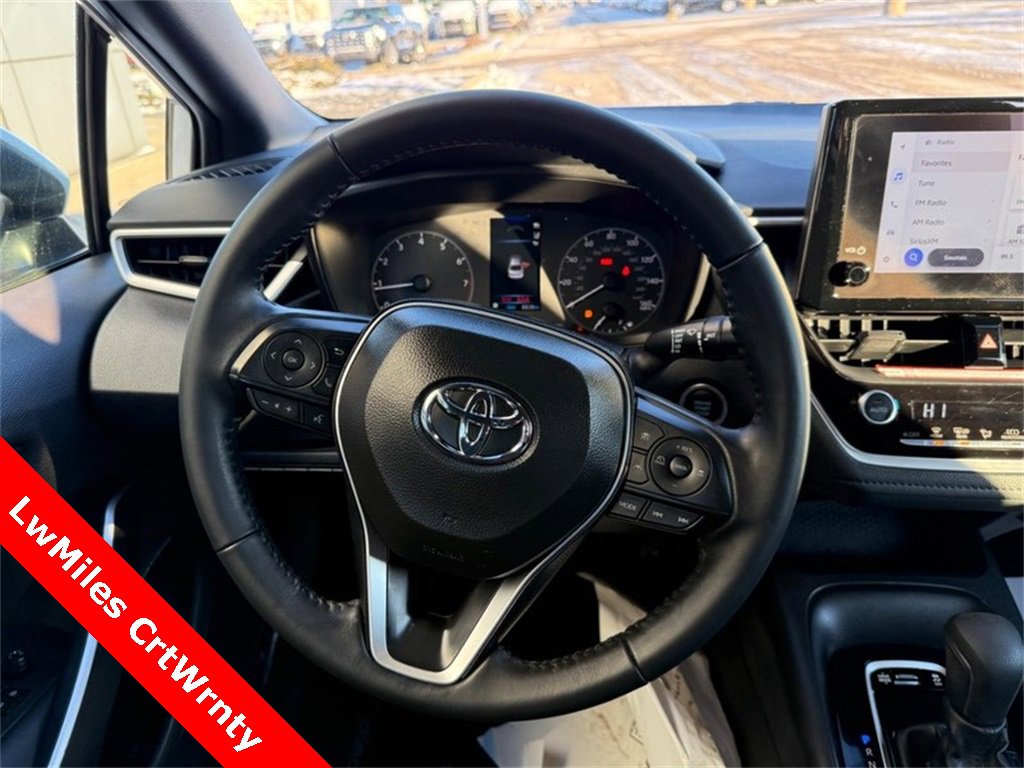 Used 2025 Toyota Corolla SE image 14