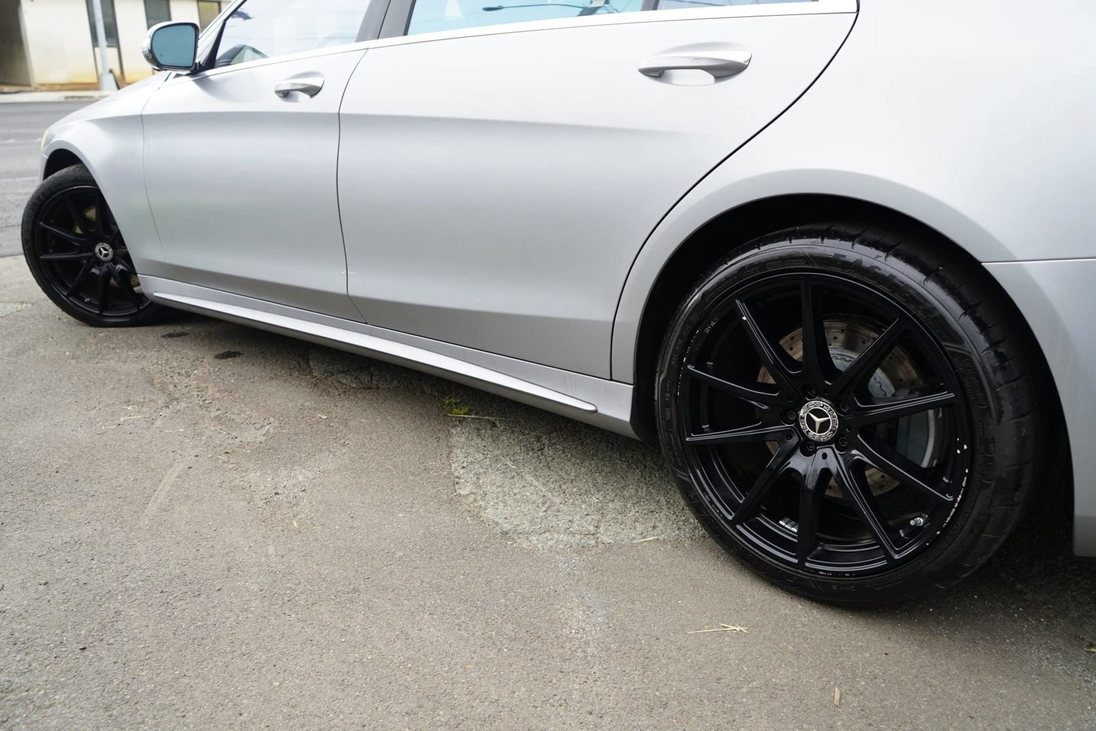 Used 2018 Mercedes-Benz S 560 Sedan image 5