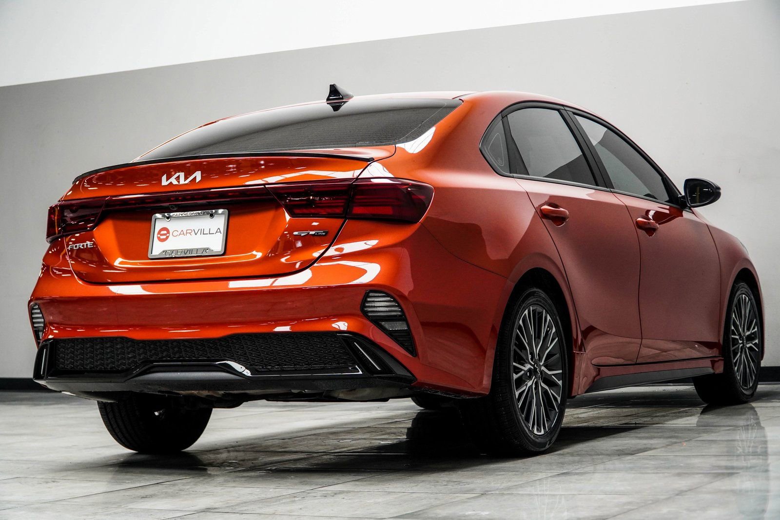 Used 2024 Kia Forte GT-Line w/ GT-Line Premium Package image 12