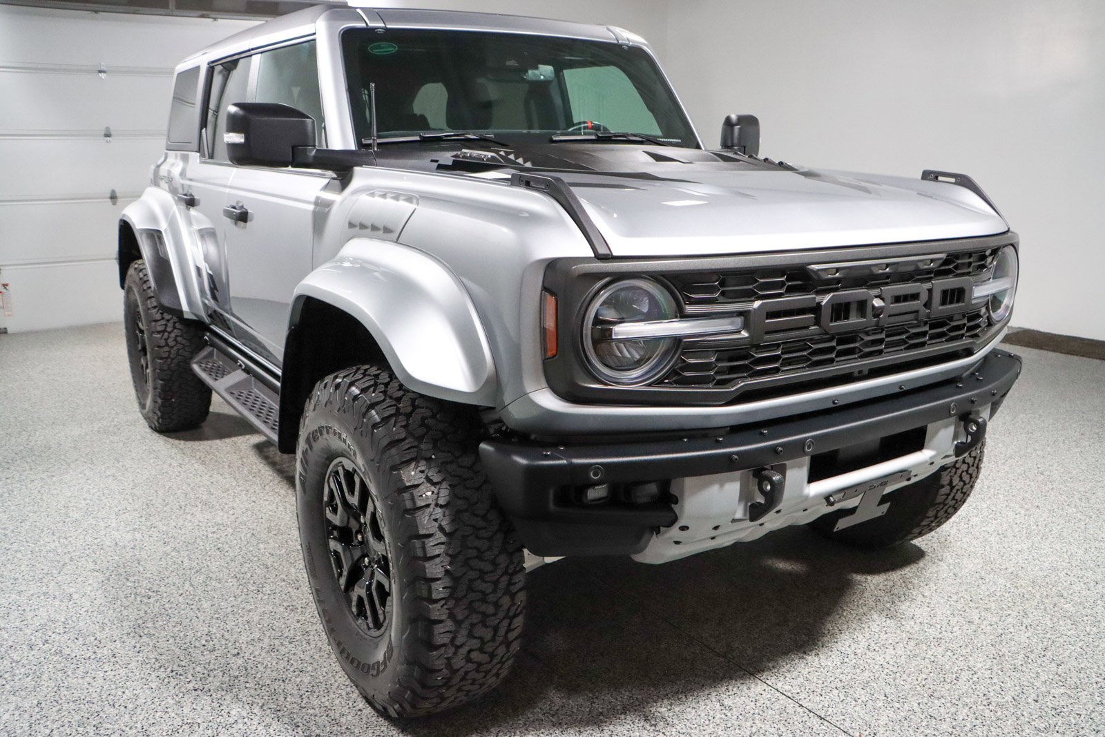 Used 2024 Ford Bronco Raptor w/ Interior Carbon Fiber Pack 6 image 5