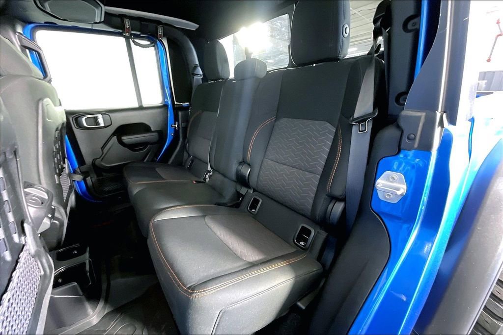 Used 2022 Jeep Gladiator Mojave w/ Trailer Tow Package image 36