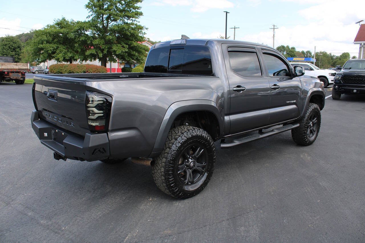 Used 2019 Toyota Tacoma TRD Sport AWD/4WD image 6