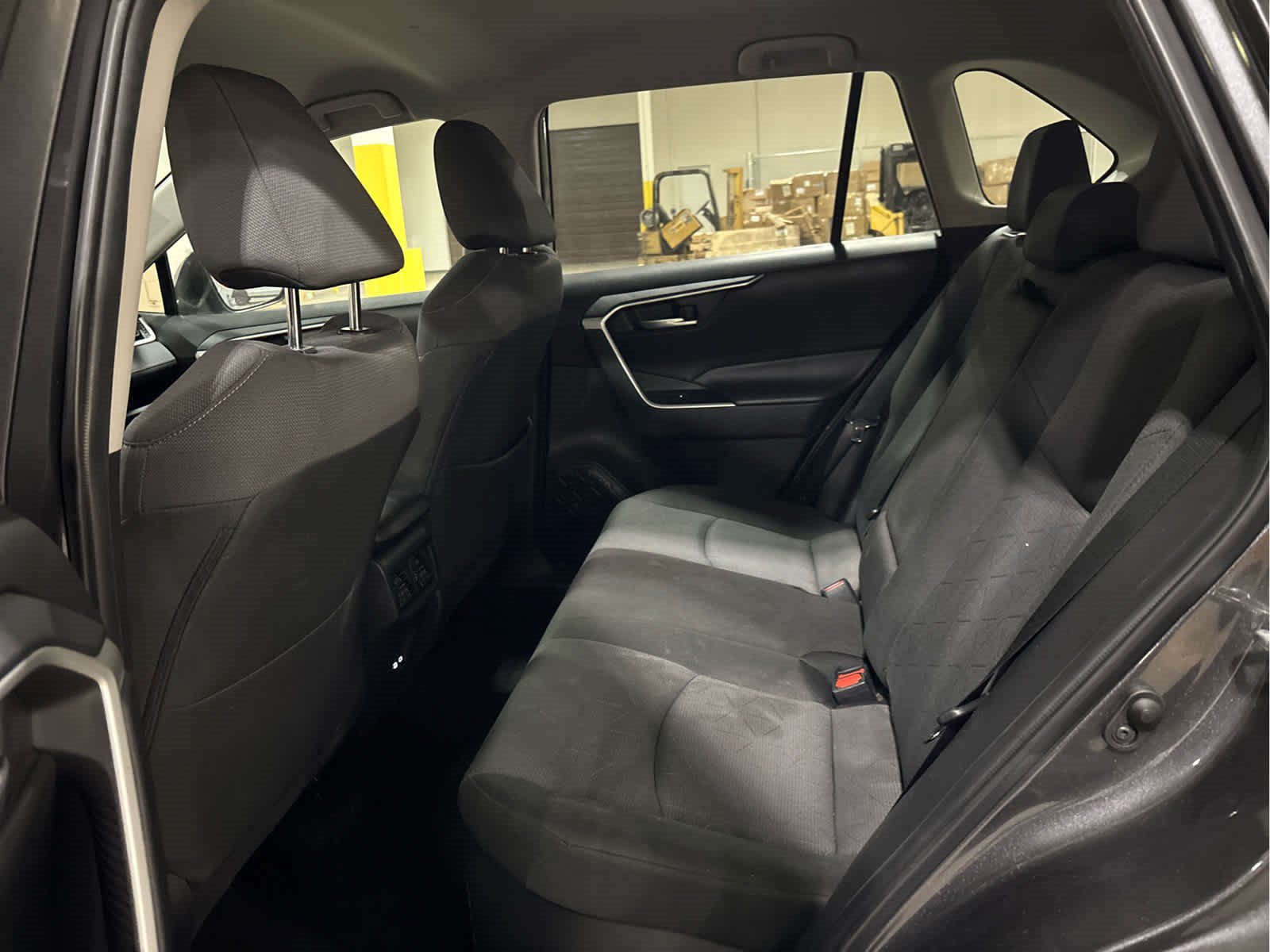 Used 2025 Toyota RAV4 XLE AWD/4WD image 8