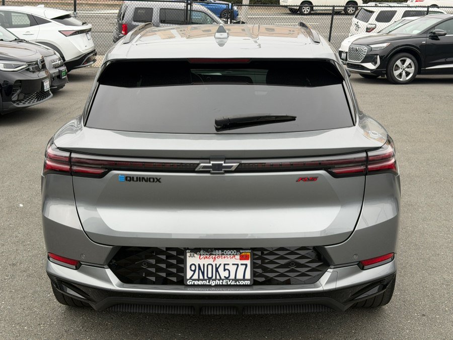 Used 2024 Chevrolet Equinox EV RS FWD image 6