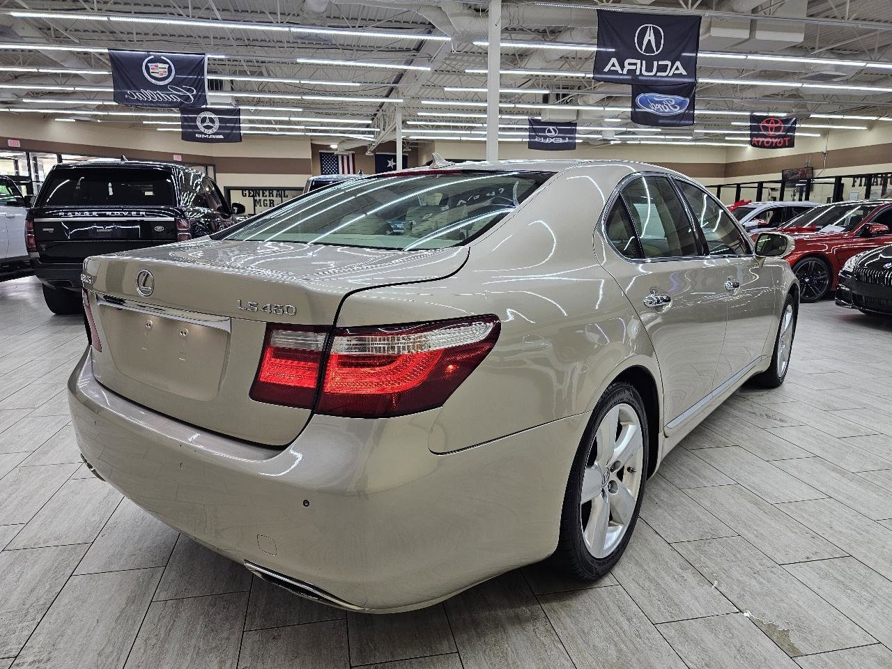 Used 2010 Lexus LS 460 Luxury image 6