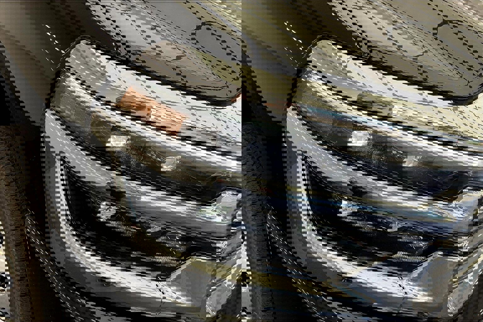 New 2026 RAM 3500 Laramie AWD/4WD image 15