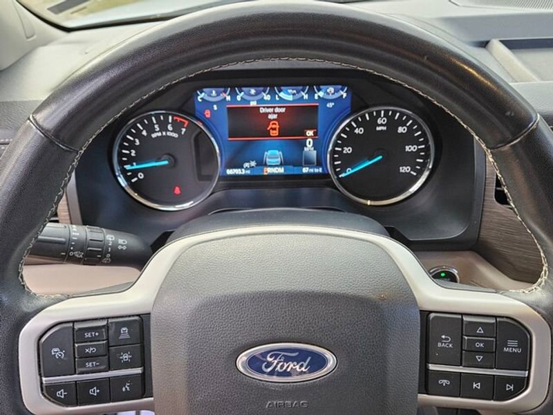 Certified 2023 Ford Expedition Limited image 23