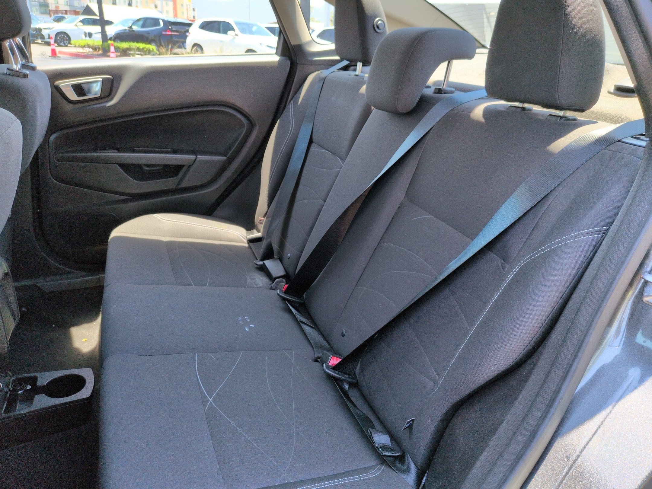 Used 2016 Ford Fiesta SE FWD image 28