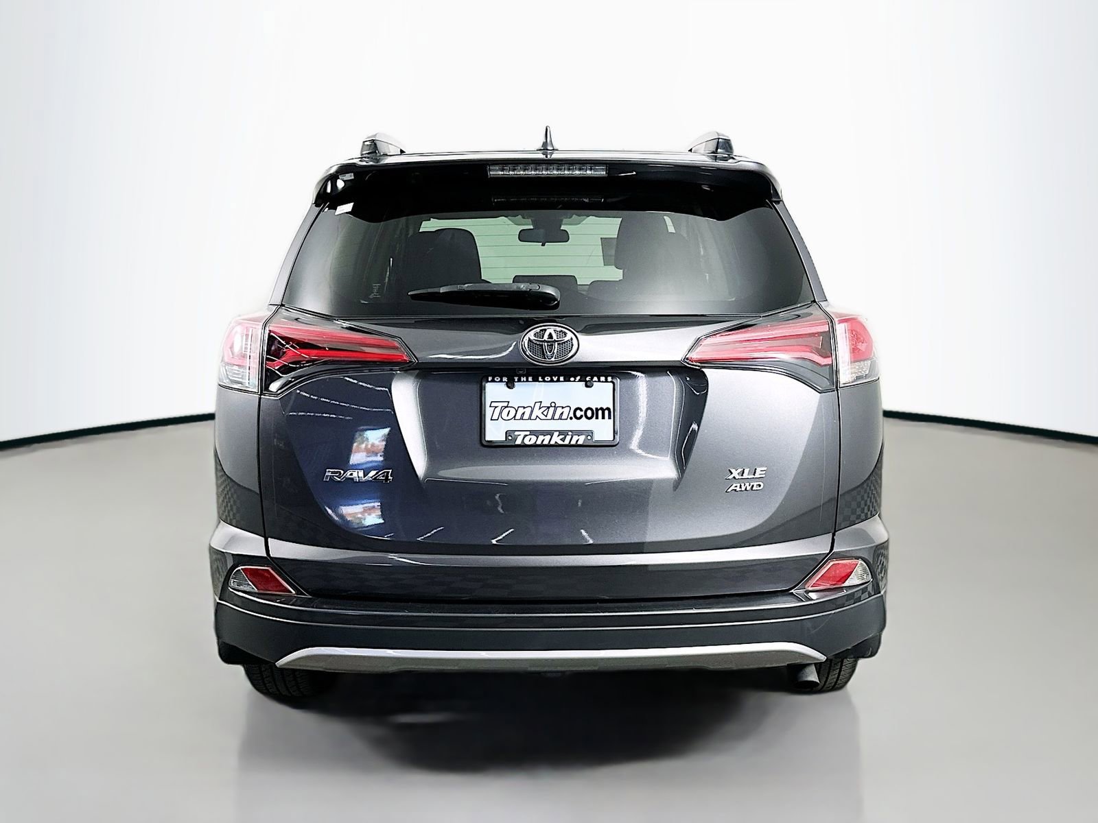 Certified 2018 Toyota RAV4 XLE image 6