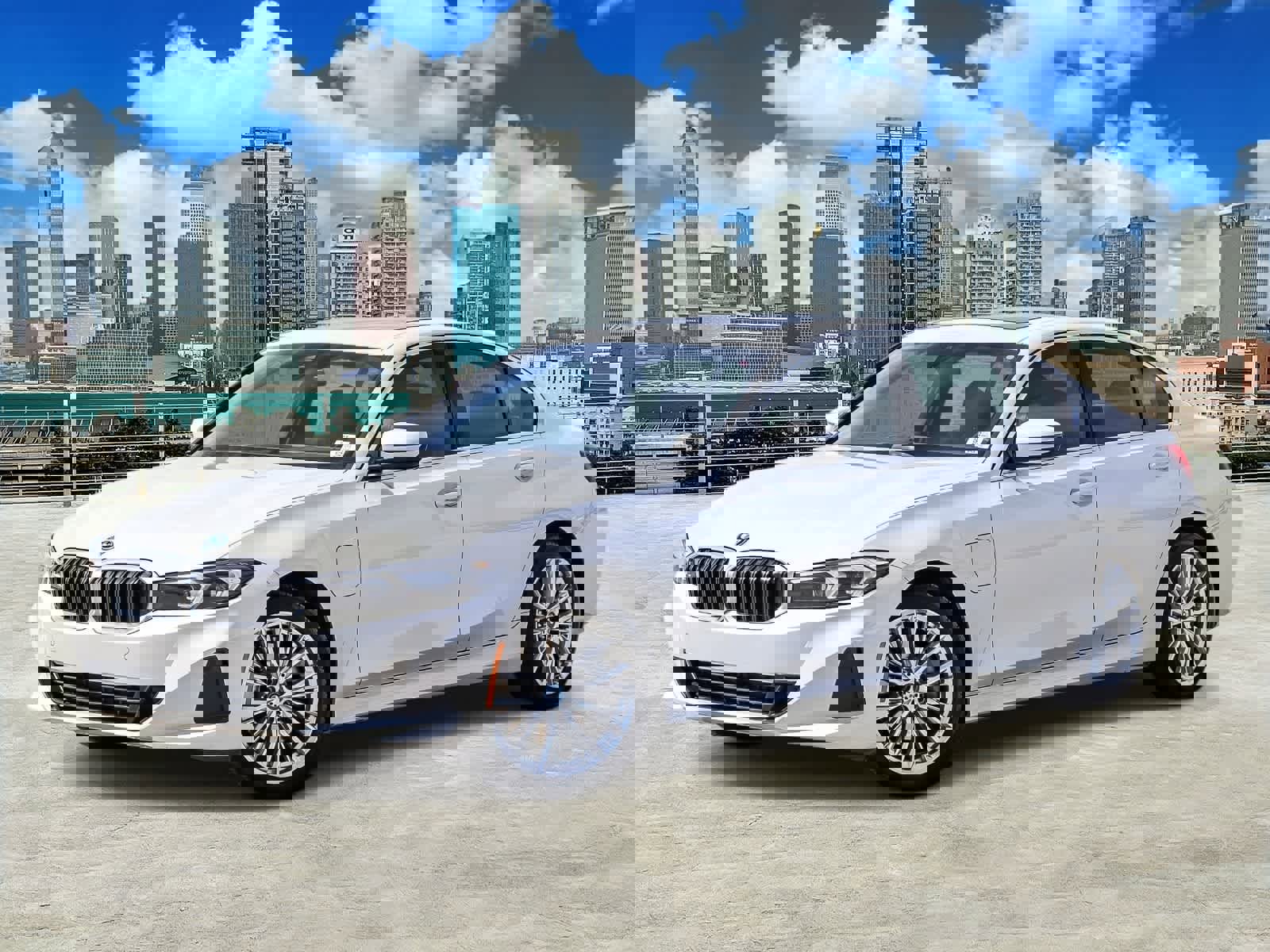 Used 2024 BMW 330e image 1