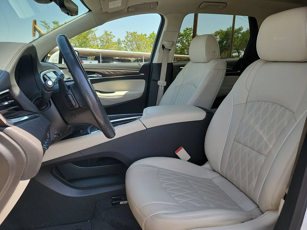 Used 2022 Buick Enclave Avenir FWD image 12