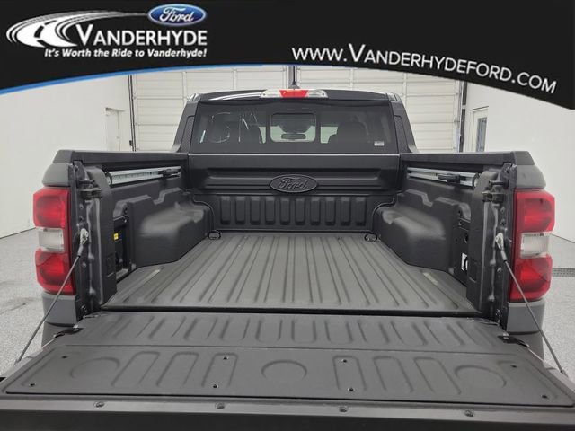 New 2025 Ford Maverick Lariat w/ Black Appearance Package AWD/4WD image 7