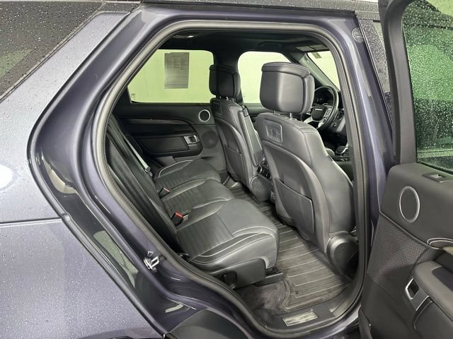 Used 2024 Land Rover Discovery Metropolitan Edition AWD/4WD image 11